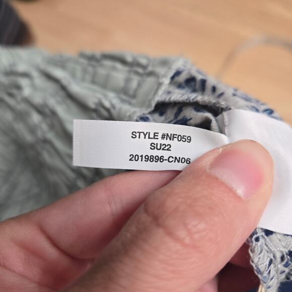 Madewell Smocked Pull-On Shorts in Florentine Floral XS Blue - Picture 6 of 8